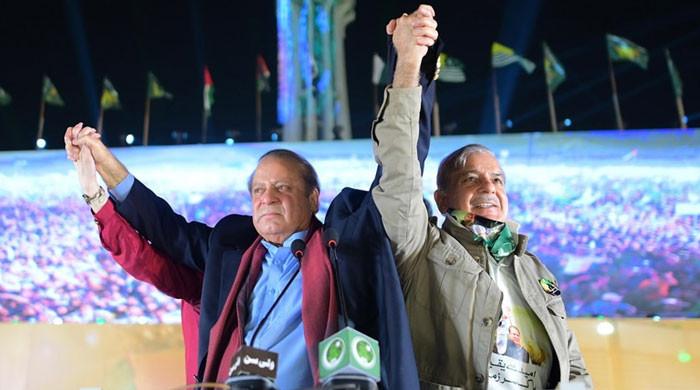 مجھ میں اور شہباز میں کوئی فرق نہیں، وزیراعظم کوئی بھی ہو فرق نہیں پڑتا ہم ایک ہیں: نواز شریف
