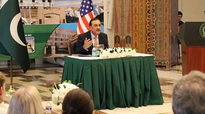 پاکستان علاقائی کشیدگی میں کمی کیلئے فعال کردار ادا کرتا رہے گا: فیلڈ مارشل