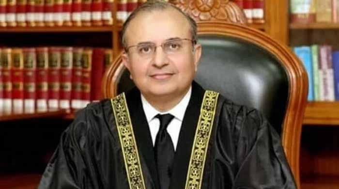 آئینی بینچ میں توسیع کے معاملے پر جسٹس منصور کا خط سامنے آگیا