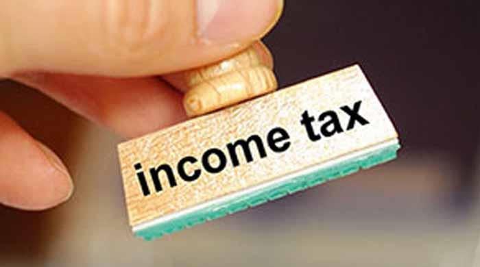 تنخواہ دار طبقے پر انکم ٹیکس میں مزید کمی، قائمہ کمیٹی خزانہ نے تجویز منظور کرلی