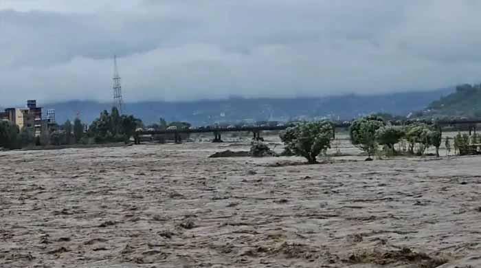 دریائے سوات پر تجاوزات کے فوری خاتمے اور ہوٹلز  کو رجسٹرڈ کرنے کا فیصلہ