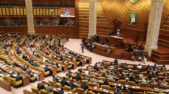 پنجاب اسمبلی: اپوزیشن کے 26 معطل ارکان کو ڈی سیٹ کرنے کیلئے قانونی کارروائی کا آغاز
