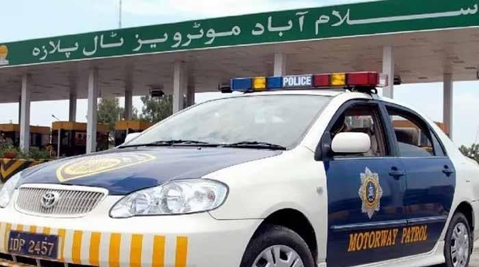 اسلام آباد: ٹریفک قوانین کی خلاف ورزیاں روکنےکیلئے ڈرون کیمروں کے استعمال کا فیصلہ 