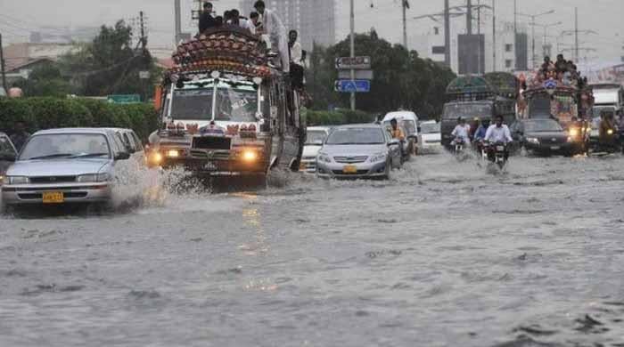 کراچی میں رواں ماہ بارش کے 2 سے 3 اسپیل کی پیشگوئی