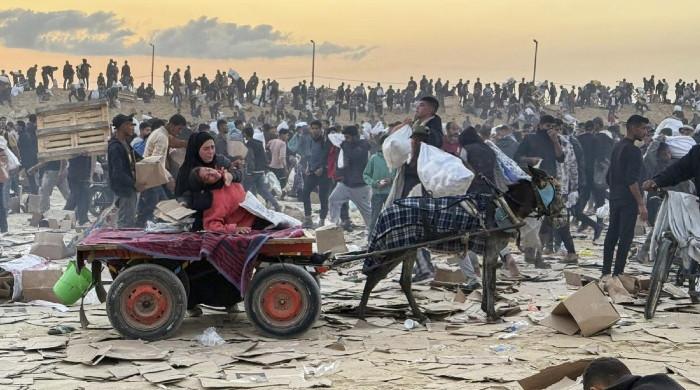 غزہ میں خوراک کیلئے جمع بھوک سے نڈھال فلسطینیوں پر براہِ راست گولیاں چلائی گئیں: رپورٹ میں انکشاف