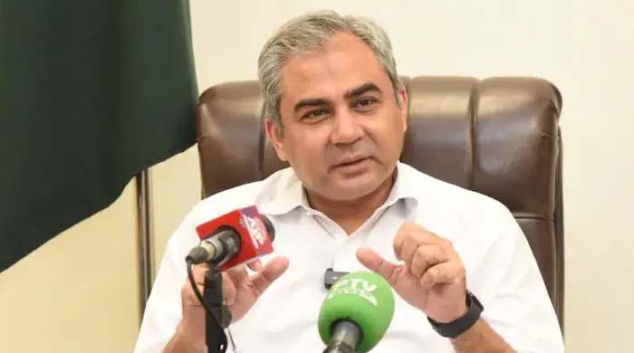 وفاقی وزیر داخلہ کا حوالہ ہنڈی میں ملوث بڑے بڑے لوگوں پر ہاتھ ڈالنے کا حکم