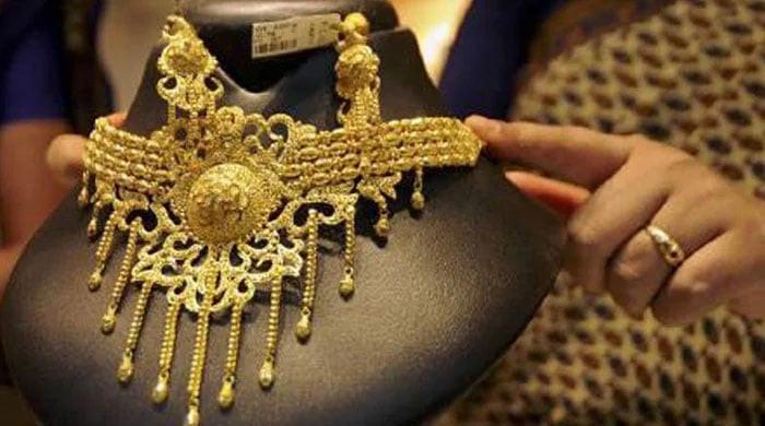 سونے کی فی تولہ قیمت میں اضافہ ہوگیا