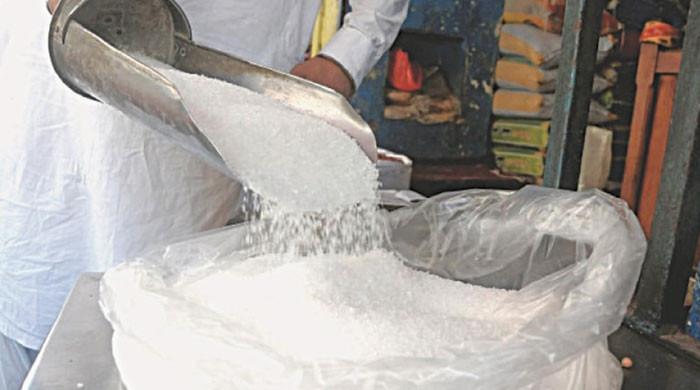 حکومت اور شوگر انڈسٹری کے درمیان معاملات طے، چینی کی ایکس مل قیمت 165 روپے فی کلو مقرر
