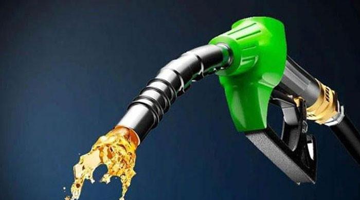 پیٹرولیم مصنوعات کی قیمتوں میں اضافہ کردیا گیا