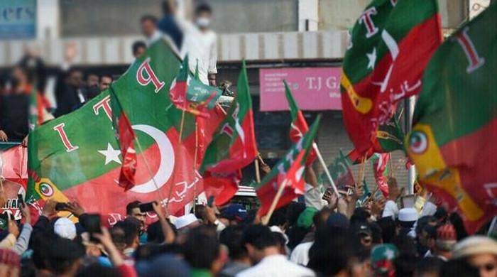  پی ٹی آئی احتجاجی تحریک چلانے پر کنفیوژن کا شکار ہوگئی