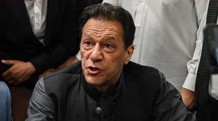 عمران خان کو پارٹی رہنماؤں کی ایک دوسرے کیخلاف بیان بازی پر غصہ آگیا