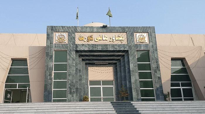 کے پی اسمبلی کی مخصوص نشستوں پر حلف برداری کیلئے پشاور ہائیکورٹ میں درخواست دائر