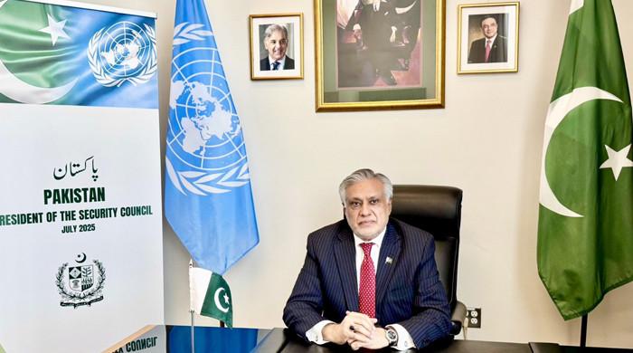 یو این سلامتی کونسل کے صدر دفتر میں موجودگی اعزاز ہے : اسحاق ڈار