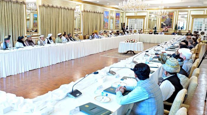 وزیراعظم ہاؤس میں قبائلی عمائدین کا جرگہ،کے پی کے ضم شدہ اضلاع میں امن و امان کی صورتحال پرگفتگو