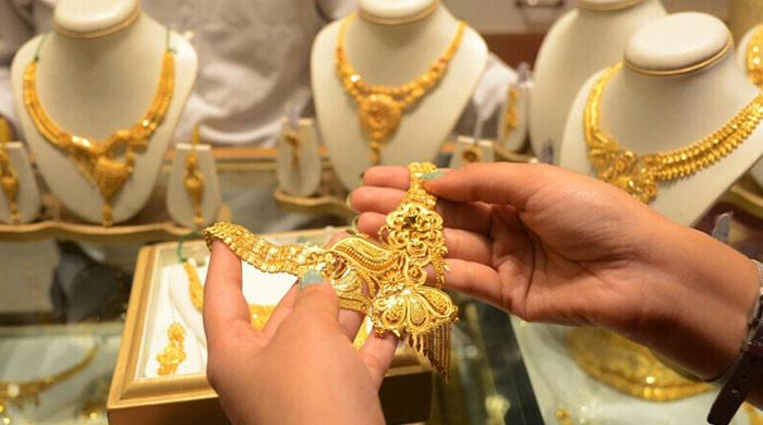 ملک میں فی تولہ سونا سستا ہوگیا