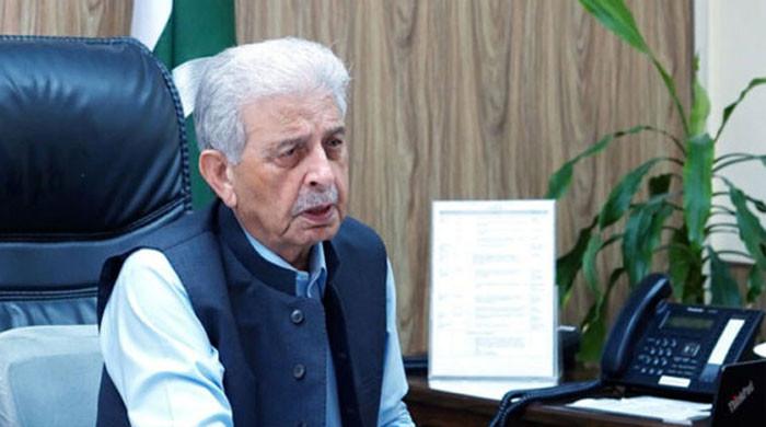 چینی قلت کے ذمہ دار  عناصر کیخلاف سخت کارروائی ہوگی: وفاقی وزیر رانا تنویر  