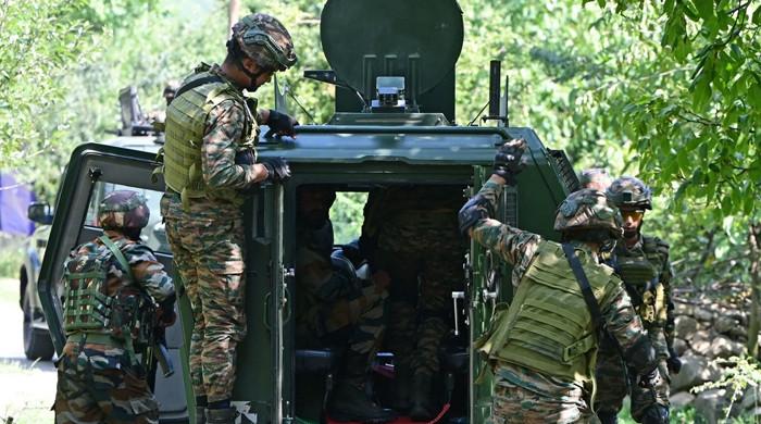 مقبوضہ کشمیر: قابض بھارتی فوج نے جعلی مقابلے میں 3 نوجوانو ں کو شہید کردیا