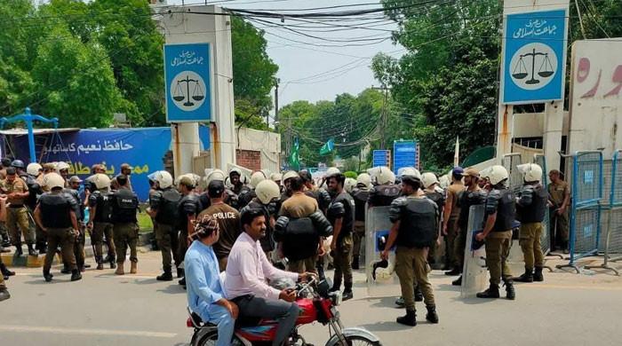 لاہور پولیس نے حق دو بلوچستان لانگ مارچ کو اسلام آباد روانہ ہونے سے روک دیا