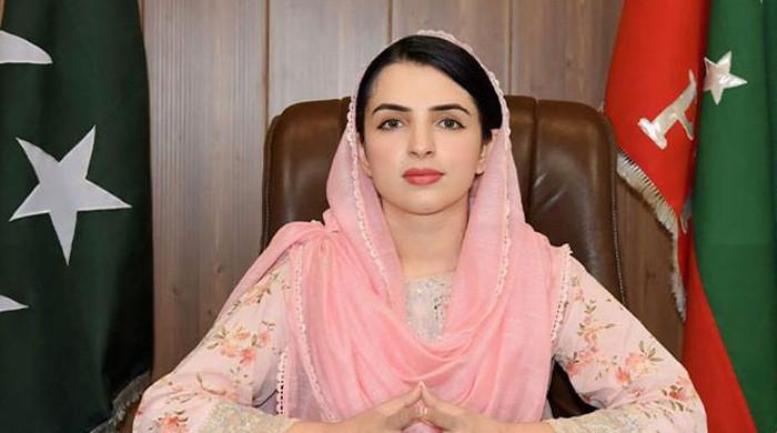 پی ٹی آئی نے مشال یوسفزئی کو خواتین نشست پر سینیٹ کا ٹکٹ جاری کر دیا
