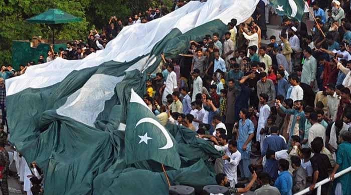 سندھ حکومت کا یوم آزادی پر گاڑی، دکان یا عمارت کی بہترین سجاوٹ پر انعام دینے کا اعلان