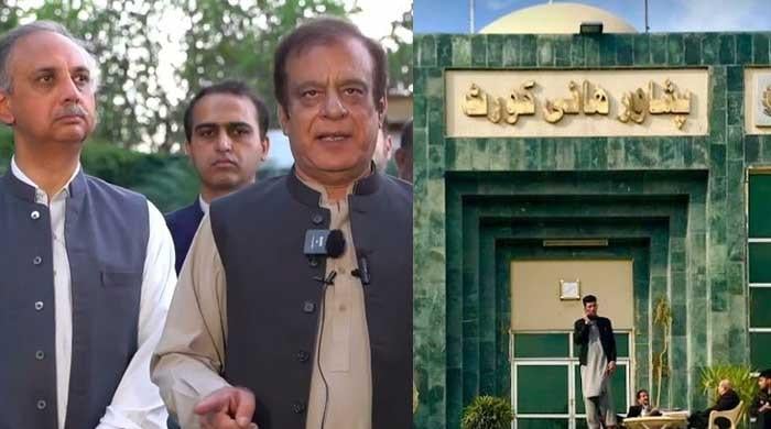 عمر ایوب اور شبلی فراز نے نااہلی کیخلاف پشاور ہائیکورٹ سے رجوع کرلیا