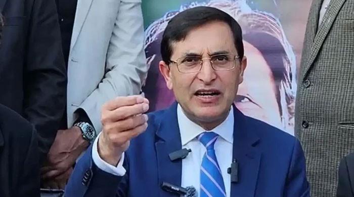 مائیں بھی بچوں کو ایسے دعائیں نہیں دیتیں جیسے عوام نے کل عمران خان کی رہائی کیلئے کیں: بیرسٹر گوہر