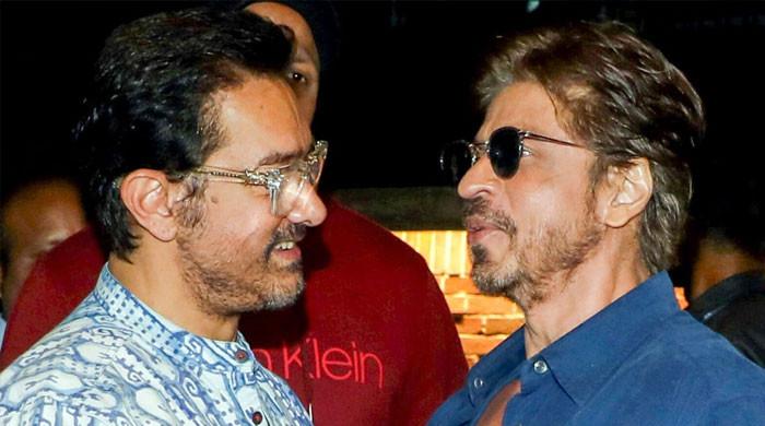 عامر خان شاہ رخ کے پڑوسی بن گئے، 4 لگژری فلیٹس کا کرایہ کتنا ادا کرینگے؟