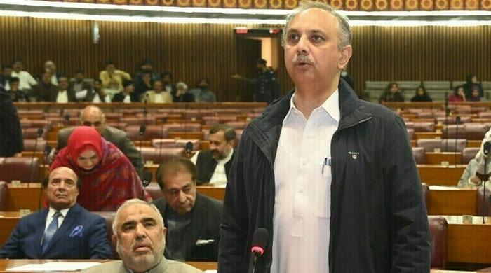 قومی اسمبلی میں اپوزیشن لیڈر کا عہدہ خالی، عمر ایوب سمیت متعدد پی ٹی آئی رہنما قائمہ کمیٹیوں سے بھی محروم
