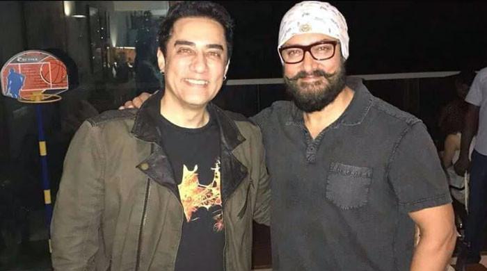 عامر خان نے مجھے ایک سال تک گھر میں بند رکھا: بھائی فیصل خان کا انکشاف