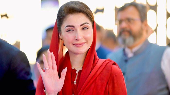 پنجاب حکومت 31 سال بعد مقامی بینکوں کے قرضوں سے آزاد ہوگئی