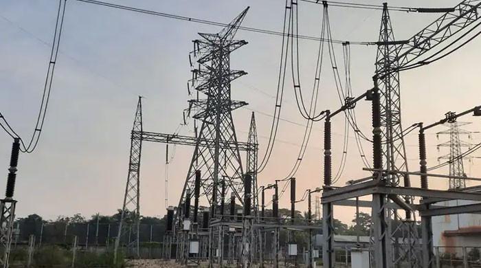 کے الیکٹرک کا 2000 فیڈرز پر بجلی بحالی کا دعویٰ،کراچی کے کئی علاقے 24 گھنٹے بعد بھی بجلی سے محروم