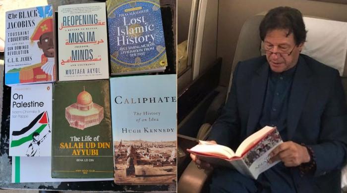 عمران خان کی کتابیں اڈیالہ جیل پہنچادی گئیں 