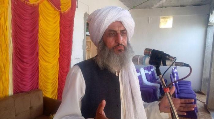 مالاکنڈ: بیٹےکی فائرنگ سے زخمی جے یو آئی رہنما مفتی کفایت اللہ انتقال کرگئے