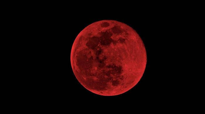 7 اور8 ستمبر کی درمیانی شب طویل سرخ چاند گرہن، کیا پاکستان میں نظارہ کیا جائیگا؟