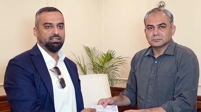 برطانوی نژاد پاکستانی بزنس مین وسیم اسلم کی سیلاب متاثرین کیلئے ایک کروڑ روپے کی مالی امداد