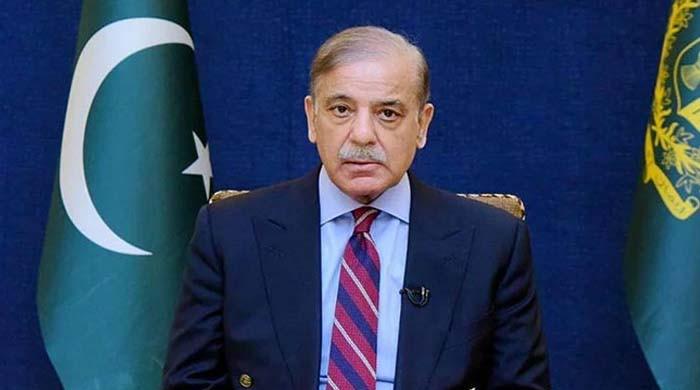 وزیراعظم نے آبی ذخائر کی تعمیر کی حکمت عملی پر کام شروع کردیا، جلد اہم اجلاس بلانے کا فیصلہ