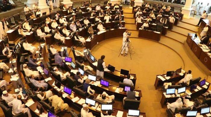 شدید زخمیوں کو بغیر ویزا پاکستان منتقل کیا جائے، کےپی اسمبلی میں افغانستان میں زلزلے پر متفقہ قرارداد منظور