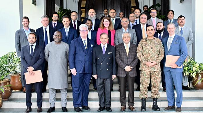 امریکی کمپنی کا کریٹیکل منرلز پر معاہدہ، پاکستان میں ابتدائی مرحلے میں 50 کروڑ ڈالر کی سرمایہ کاری کا اعلان