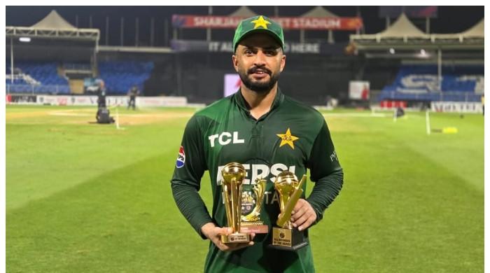 سہ فریقی سیریز میں نواز کی آل راؤنڈ کارکردگی کے ڈنکے بجنے لگے، ایشیا کپ میں امیدیں بڑھ گئیں