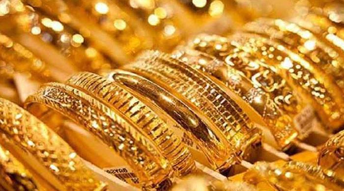 مسلسل اونچی اڑان کے بعد سونے کی قیمت میں بڑی کمی