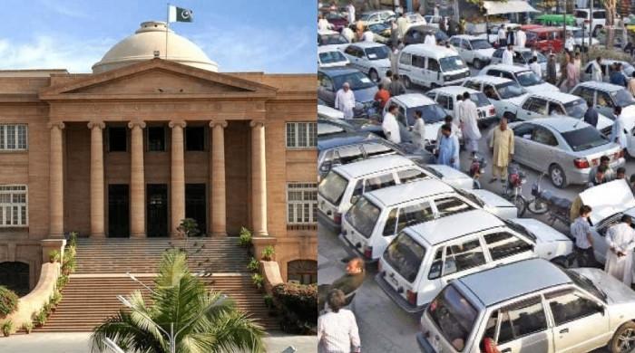 کراچی: پارکنگ پر سیل دکانیں کھولنے کا حکم، دکانداروں کو گاڑیاں سڑک پر ناکھڑی کرنے کا حکم