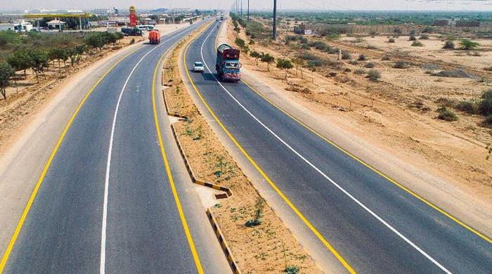 سپر ہائی وے کی زمین کا تنازع، سندھ حکومت کا این ایچ اے کو بغیر قیمت زمین دینے سے انکار