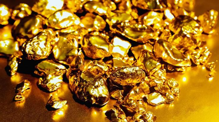 4 لاکھ فی تولہ سے بڑھنے کے بعد بھی سونے کی قیمت میں بڑا اضافہ 