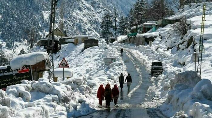 گلگت بلتستان میں دنیا کے بلند ترین پہاڑی سلسلوں میں سردی کا دورانیہ مختصر ہوگیا
