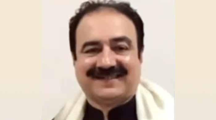 امیر بالاج قتل کیس: پولیس مرکزی ملزم طیفی بٹ کو دبئی سے پاکستان لے آئی