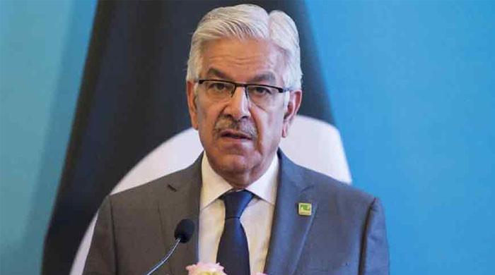 اپنی سرحد کو ایسا ہی ٹریٹ کریں گے جیسے دنیاکے خود مختار ملک کرتے ہیں: خواجہ آصف