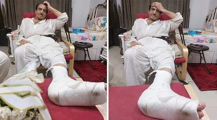اداکار مصطفیٰ قریشی کی کراچی میں واک کے دوران ٹوٹی سڑک کے باعث گرنے سے ٹانگ ٹوٹ گئی