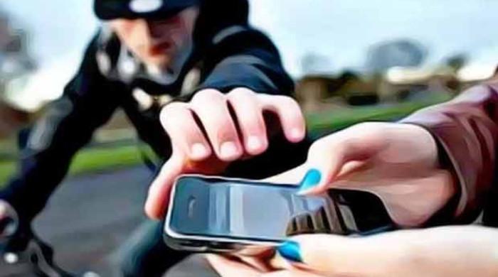 لندن میں گزشتہ سال اربوں روپے مالیت کے 80 ہزار فون چوری ہونے کا انکشاف