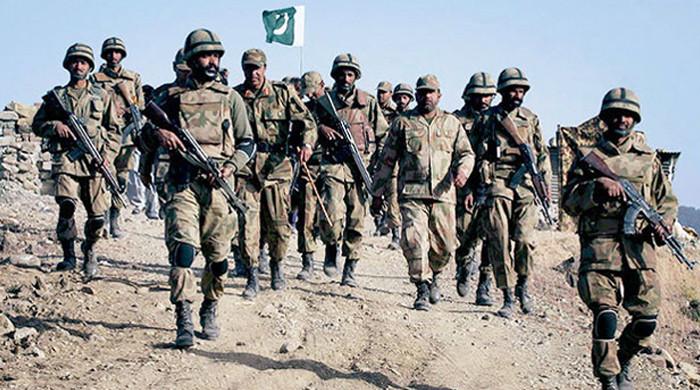 لکی مروت میں سکیورٹی فورسز کی کارروائی، 8 خوارجی ہلاک، بھاری مقدار میں اسلحہ بارود برآمد