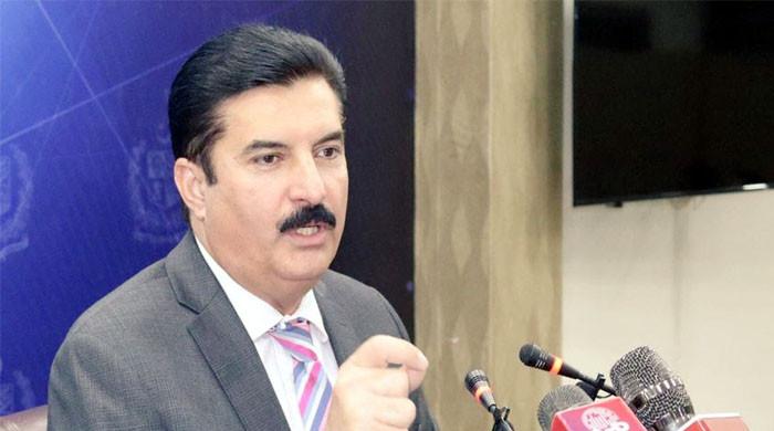افغان پناہ گزینوں سے متعلق اجلاس، وزیراعلیٰ کی غیر حاضری پر گورنر خیبر پختونخوا برہم